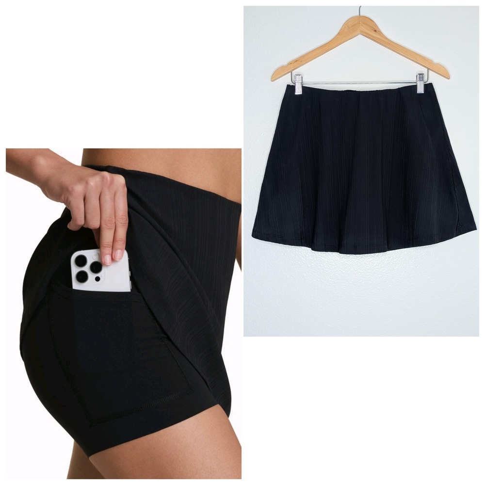 Spanx Black Textured Ribbed Athletic Skirt Skort Large 16"